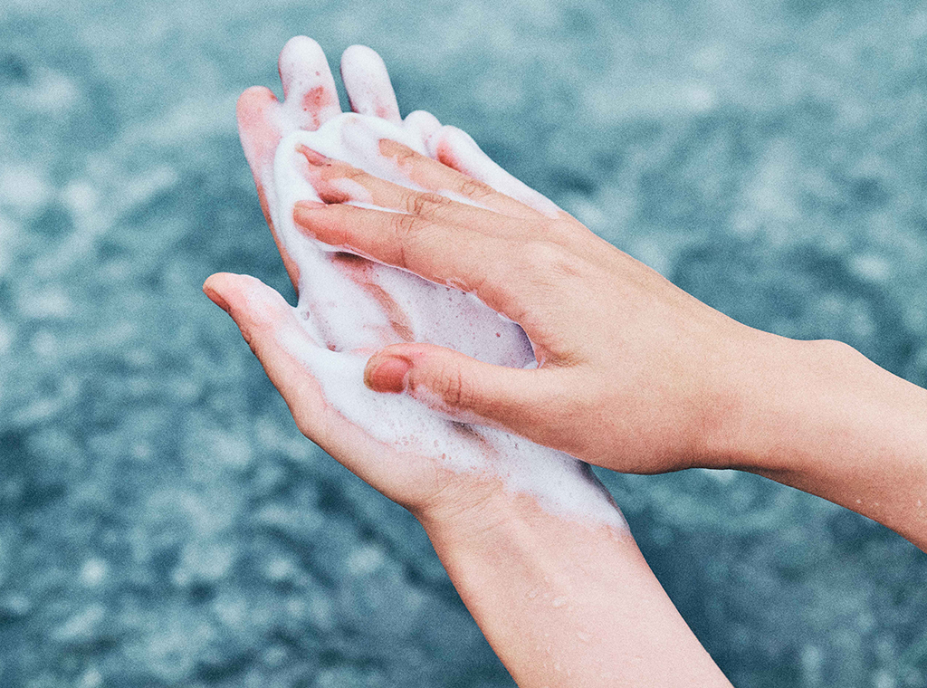 Foaming Facial Wash Set 泡洗顔料<br><font size="3">フォーミングフェイシャルウォッシュ2本セット〈200ml×2本〉</font> - 画像 (4)